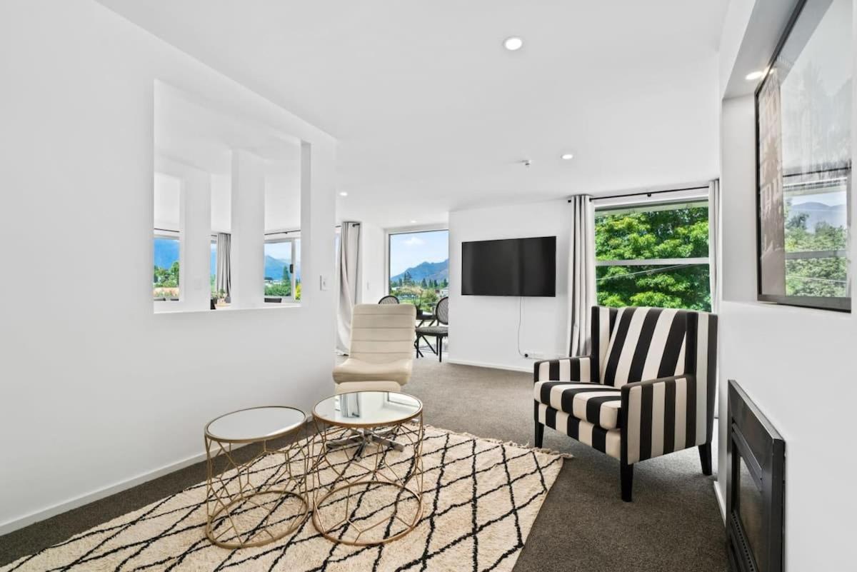 Central Queenstown Luxury 外观 照片